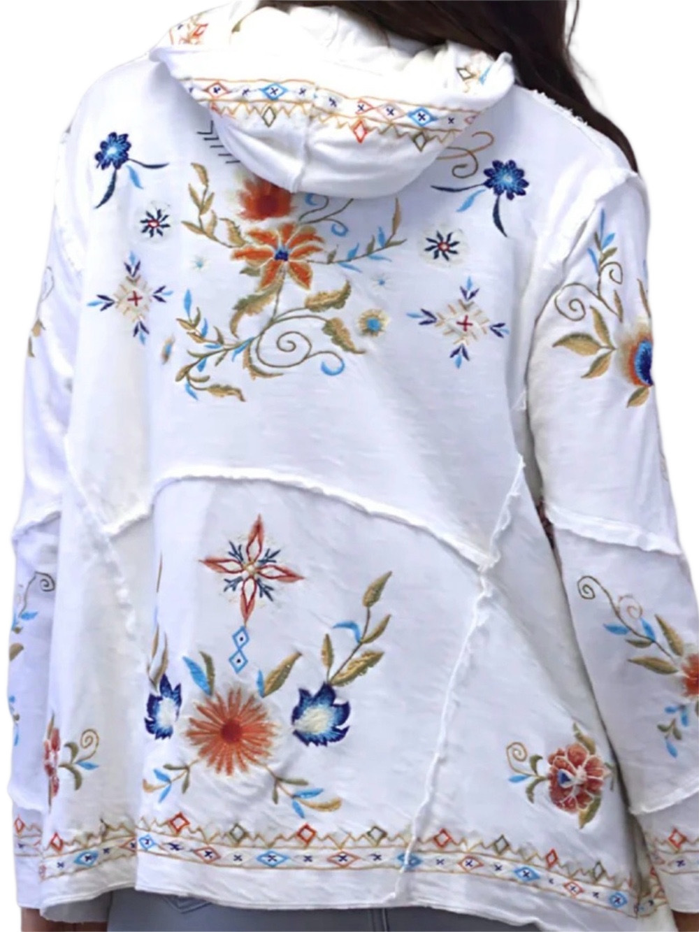 104. NWT WOMENS KYLA SEO S (FIT XL) DETAIL JACKET
